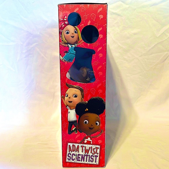ADA TWIST, SCIENTIST.  LAB DOLL.  BRAND NEW. - Picture 2 of 3